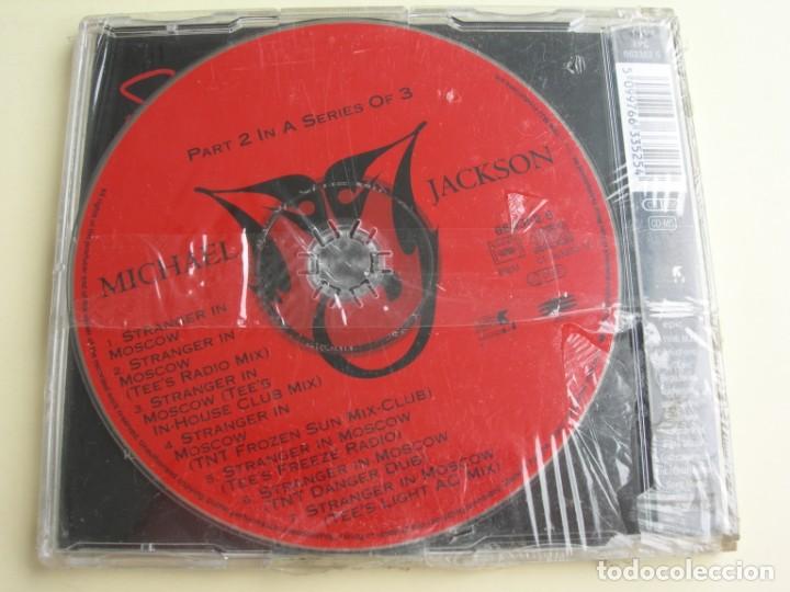 CDs de m&uacute;sica: STRANGER IN MOSCOW + 6 MICHAEL JACKSON CD SINGLE - Foto 2