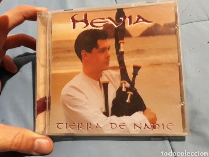 CDs de m&uacute;sica: Cd Hevia Tierra de Nadie - Foto 1