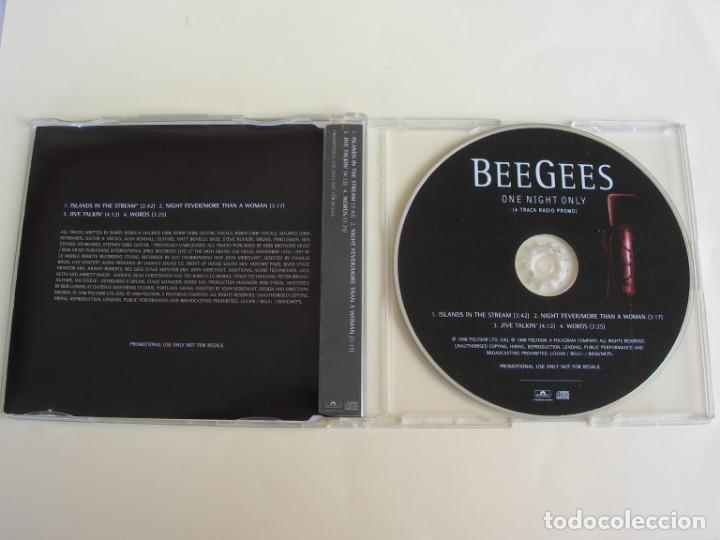 CDs de m&uacute;sica: BEE GEES ISLANDS IN THE STREAM +3 CD SINGLE - Foto 2
