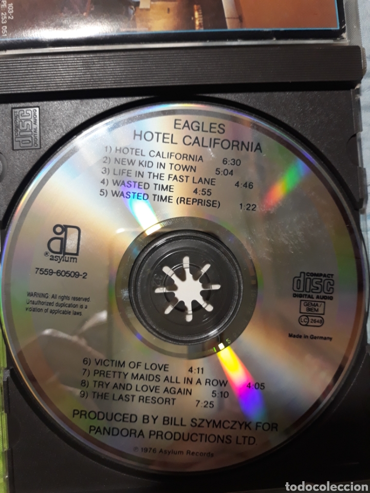CDs de m&uacute;sica: CD EAGLES HOTEL CALIFORNIA LP 1976 - Foto 2