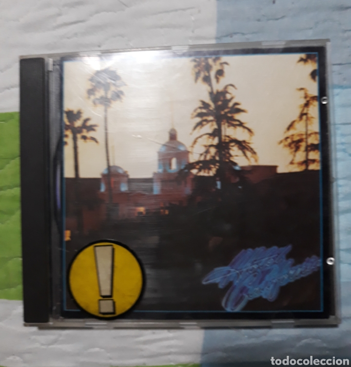 CDs de m&uacute;sica: CD EAGLES HOTEL CALIFORNIA LP 1976 - Foto 1