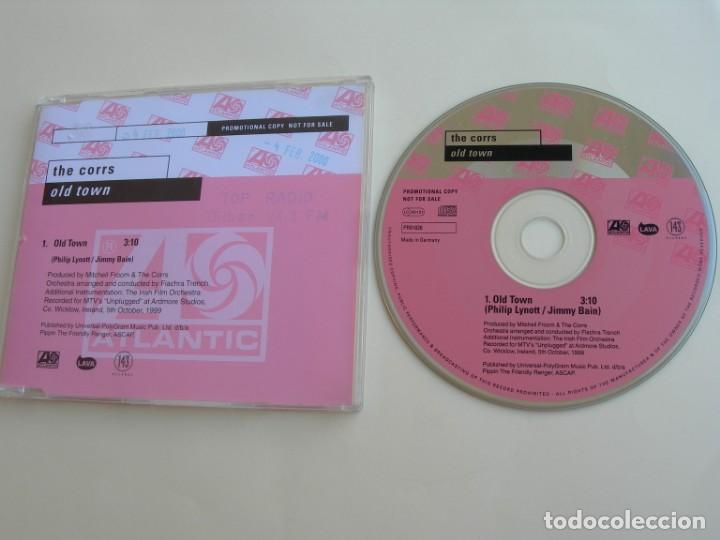 CDs de m&uacute;sica: CORRS OLD TOWN CD SINGLE - Foto 1