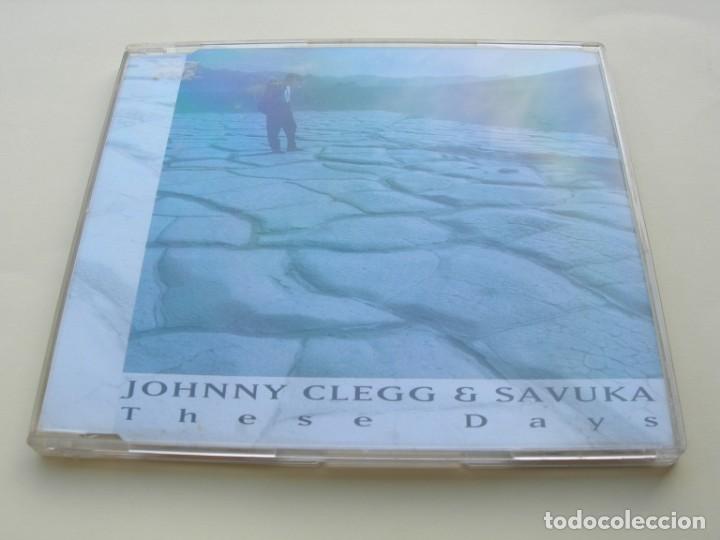 CDs de m&uacute;sica: JOHNNY CLEGG & SAVUKA THESE DAYS 2 VERSIONES + 2 - Foto 1