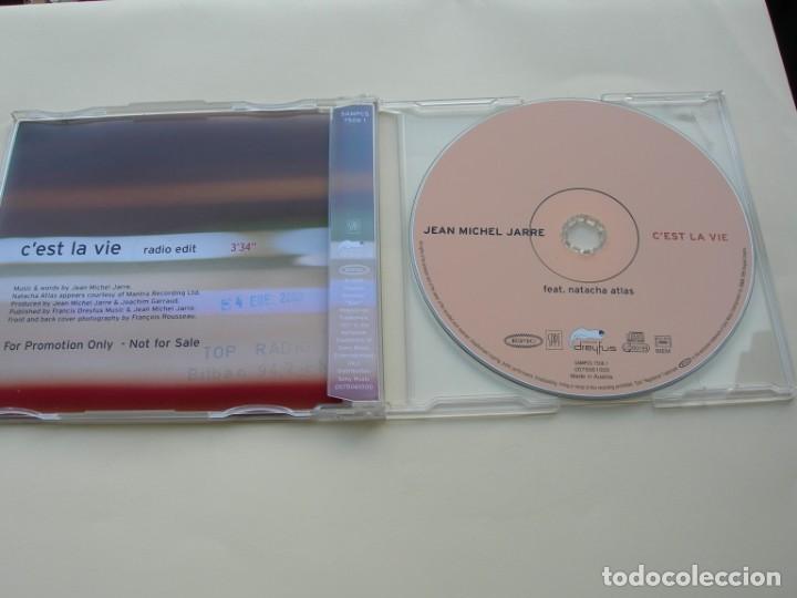 CDs de m&uacute;sica: JEAN MICHEL JARRE C&acute;EST LA VIE CD SINGLE - Foto 2