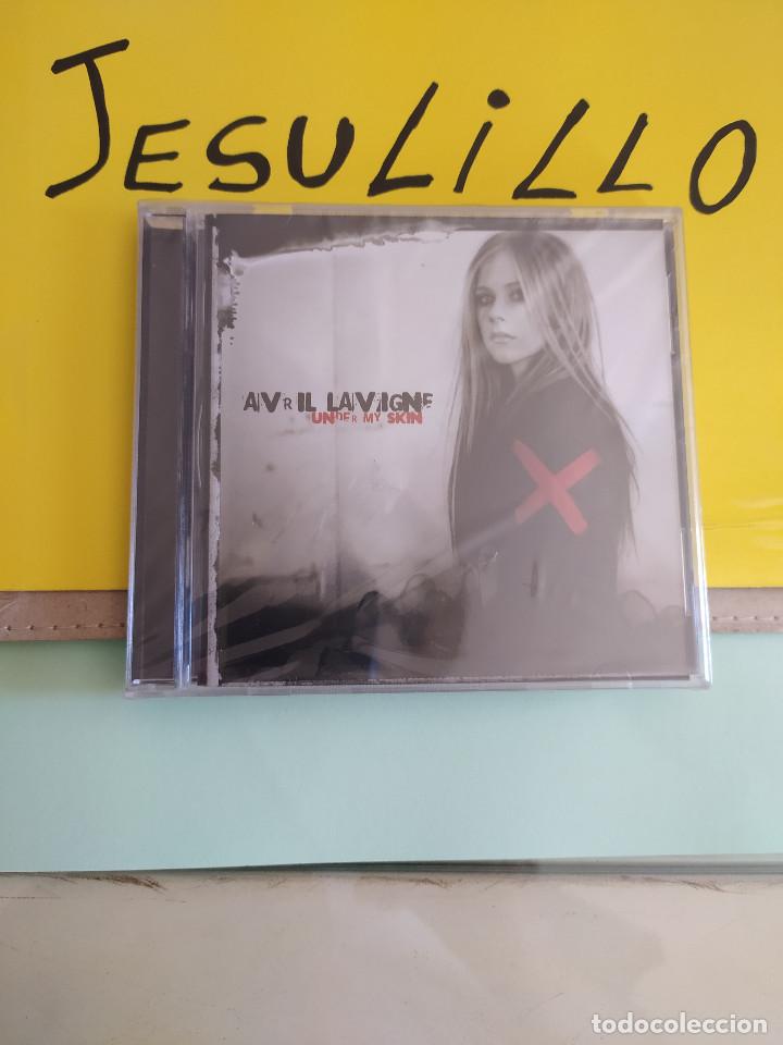 CDs de M&uacute;sica: AVRIL LAVIGNE UNDER MY SKIN CD NUEVO PRECINTADO