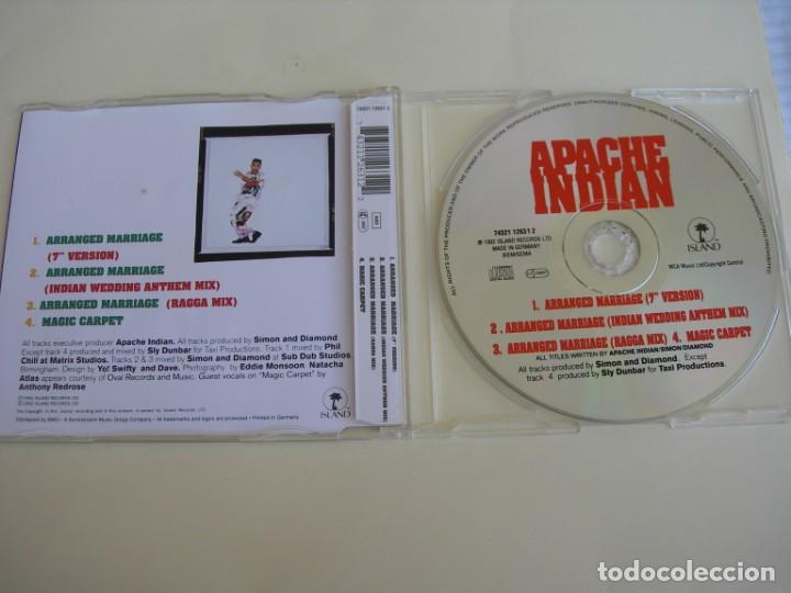 CDs de m&uacute;sica: APACHE INDIAN ARRANGED MARRIAGE 3 VERSIONES + 1 CD SINGLE - Foto 2