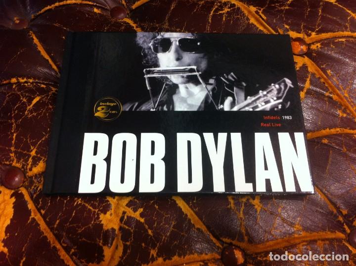 CDs de m&uacute;sica: BOB DYLAN (2 CD + LIBRO) 2007. INFIDELS 1983. REAL LIVE - Foto 1