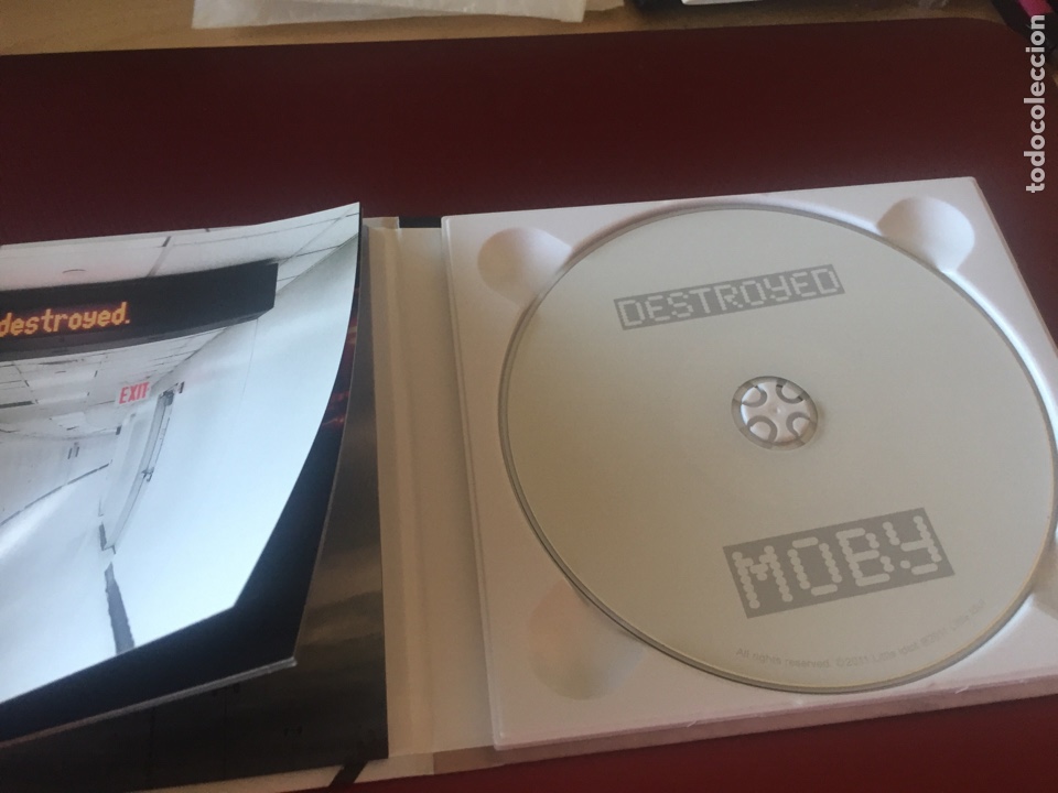 CDs de m&uacute;sica: DESTROYED- MOBY- EDICI&Oacute;N LIMITADA CD LIBRO featuring he the single &ldquo; the day &ldquo;. - Foto 2