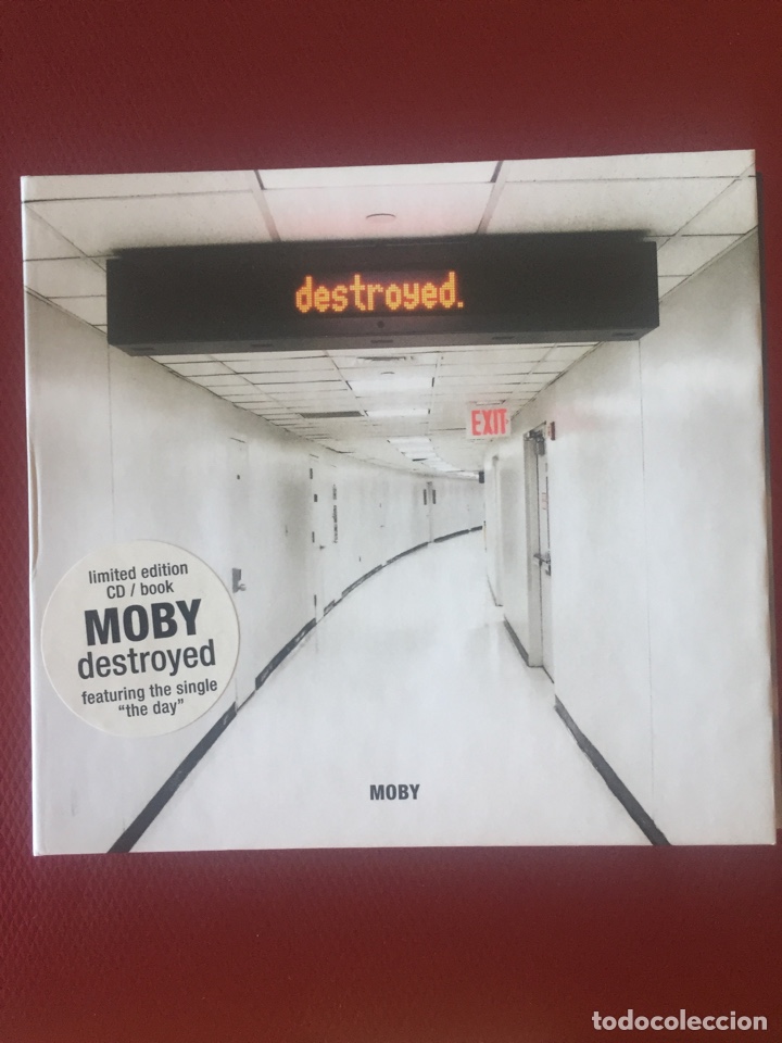 CDs de m&uacute;sica: DESTROYED- MOBY- EDICI&Oacute;N LIMITADA CD LIBRO featuring he the single &ldquo; the day &ldquo;. - Foto 1