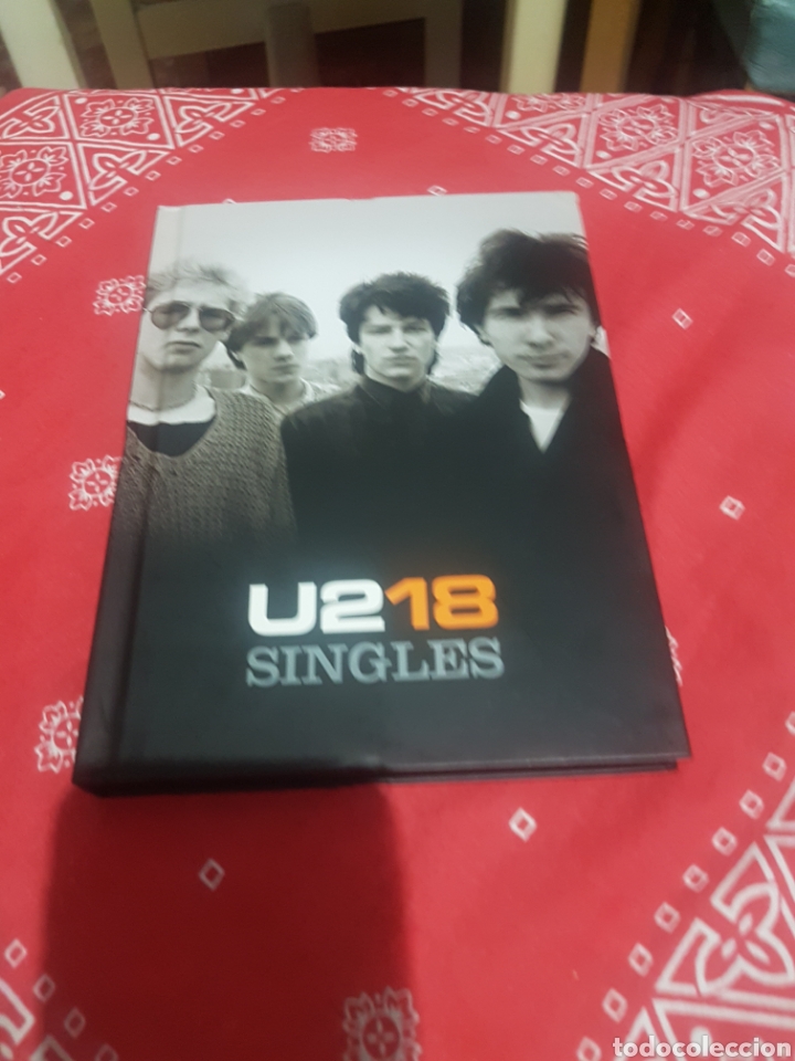 CDs de m&uacute;sica: U2- U218 SINGLES -CD+DVD - Foto 1