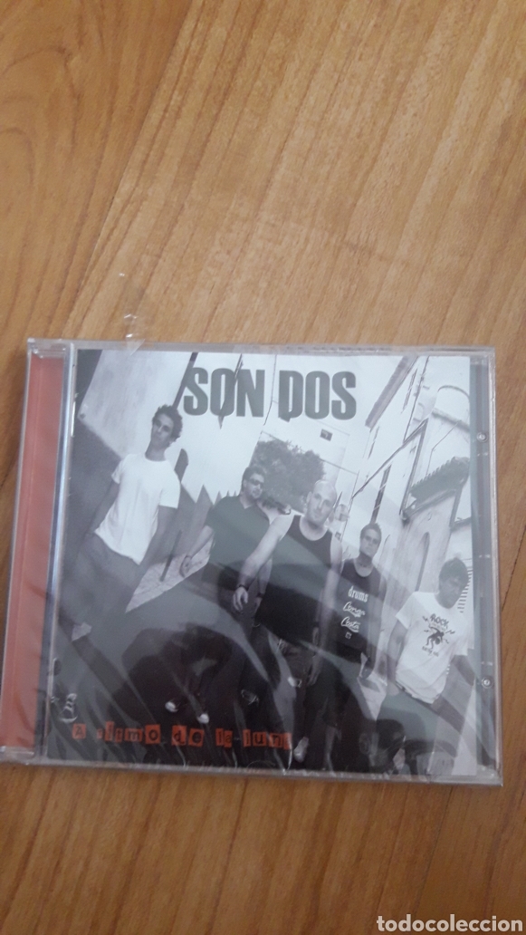 CDs de m&uacute;sica: SON DOS. A RITMO DE LA LUNA. A&Uacute;N RETRACTILADO - Foto 1