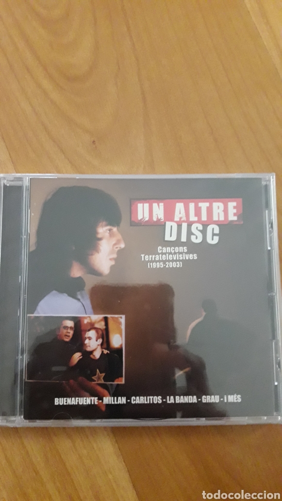 CDs de Musique: UN ALTRE DISC. CAN&Ccedil;ONS TERRATELEVISIVES 1995-2003. A&Uacute;N RETRACTILADO