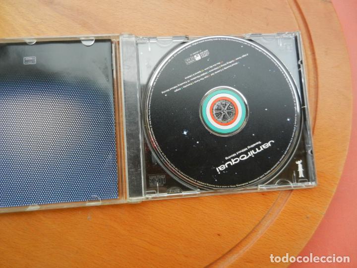 CDs de m&uacute;sica: JAMIROQUAI - TRAVELING WITHOUT MOVING - CD - Foto 2