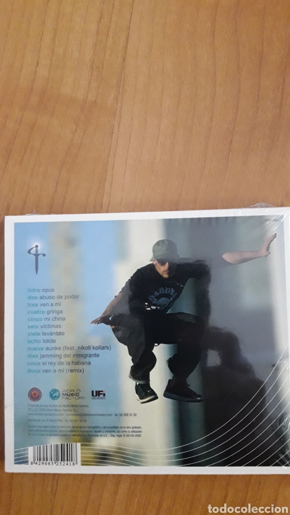 CDs de m&uacute;sica: TINGUARO. A&Uacute;N RETRACTILADO - Foto 2