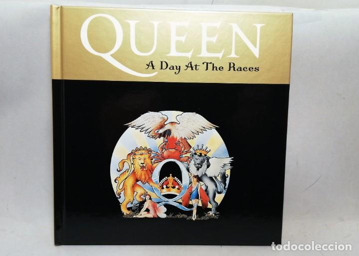 CDs de m&uacute;sica: QUEEN. Disco A Day At The Races. Libro y CD - Foto 1
