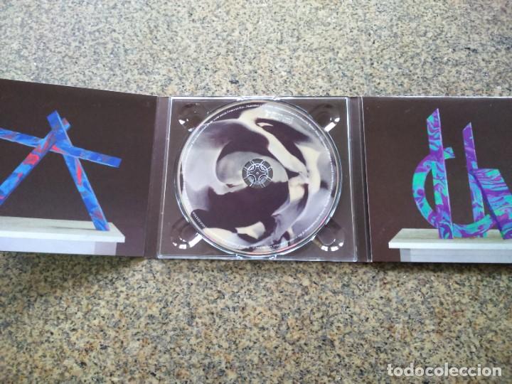 CDs de m&uacute;sica: CD -- DJANGO DJANGO -- Django Django -- - Foto 2