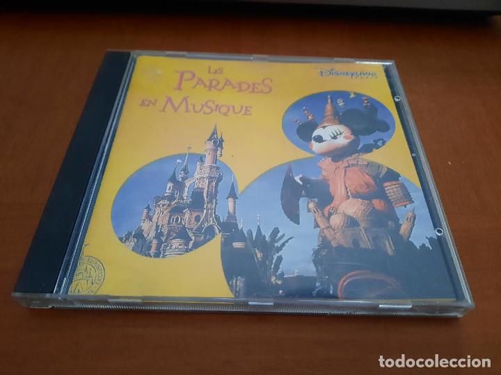 CD de M&uacute;sica: LES PARADES EN MUSIQUE. DISNEYLAND. CD CON 4 TEMAS. BUEN ESTADO. M&Uacute;SICA DEL PARQUE. DIFICIL