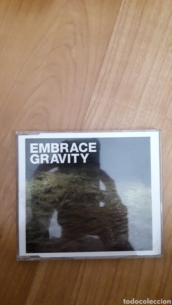 CDs de m&uacute;sica: EMBRACE. GRAVITY - Foto 1