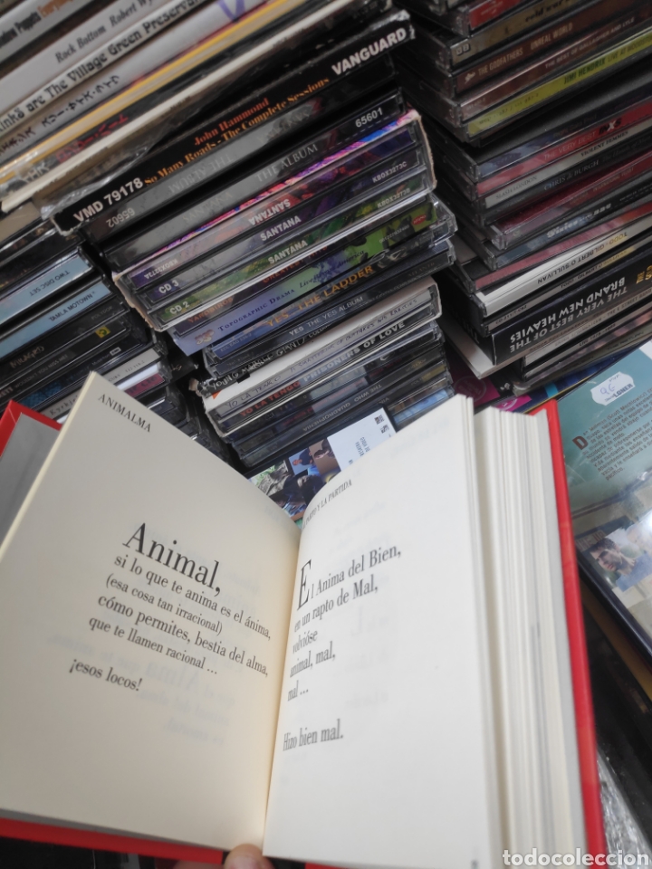 CDs de m&uacute;sica: Luis Eduardo Aute animal uno CD libro - Foto 2