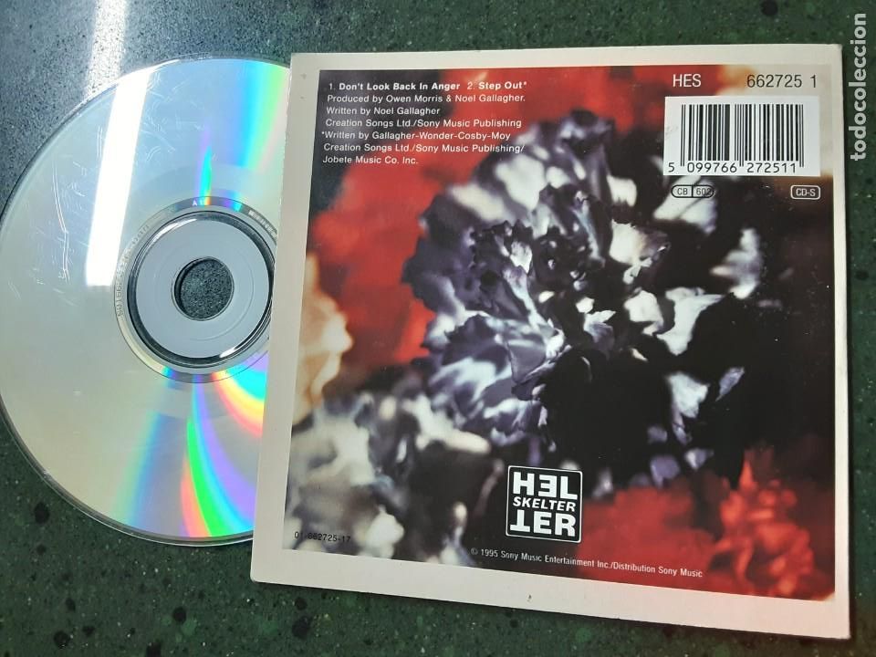 CDs de m&uacute;sica: CD SINGLE OASIS, DONT LOOK BACK IN ANGER + STEP OUT - Foto 2