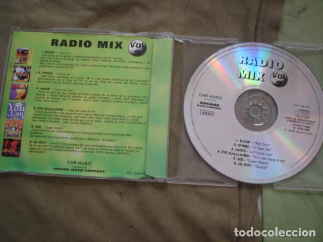 CDs de m&uacute;sica: Radio Mix Vol. 2 - Foto 2