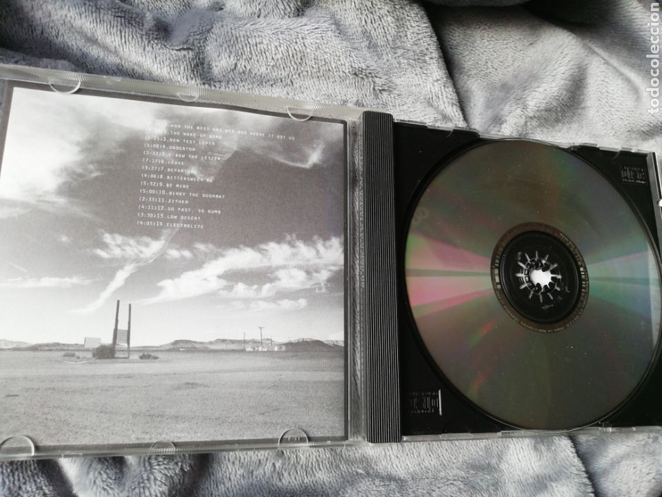 CDs de m&uacute;sica: R.E.M. New Adventures in HI-FI. - Foto 3