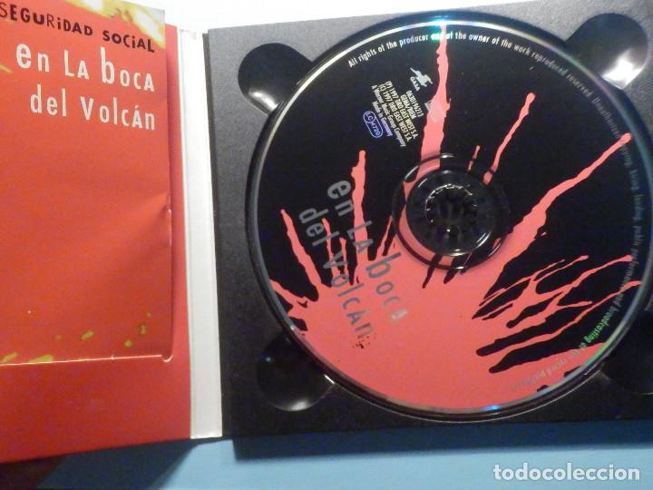 CDs de m&uacute;sica: CD Compact Disc - Seguridad Social - En la boca del volc&aacute;n - Foto 2