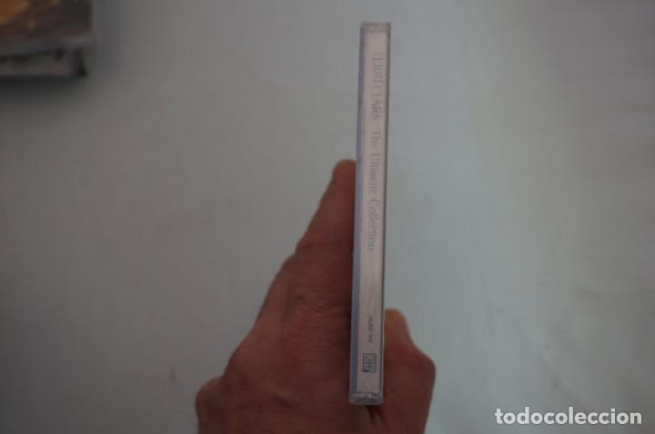CDs de m&uacute;sica: CD - PRECINTADO - TERRI CLARK - THE ULTIMATE COLLECTION - Foto 3