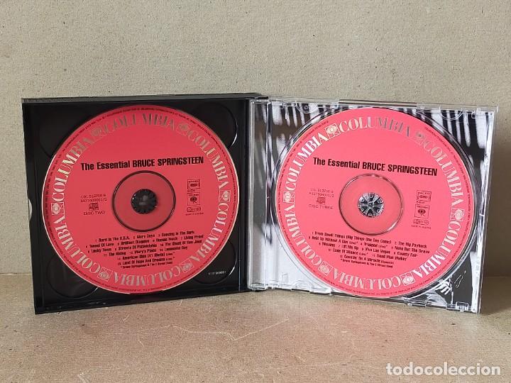 CDs de m&uacute;sica: BRUCE SPRINGSTEEN: THE ESSENTIAL- TRIPLE CD (31 TEMAS) - ELEKTRA - Foto 3