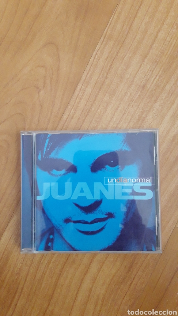 CDs de m&uacute;sica: JUANES. UN D&Iacute;A NORMAL - Foto 1