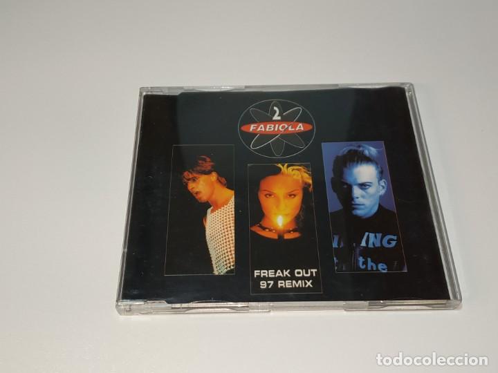 CDs de m&uacute;sica: 2 Fabiola - Freak Out (97 Remix) (CD, Maxi) - Foto 1