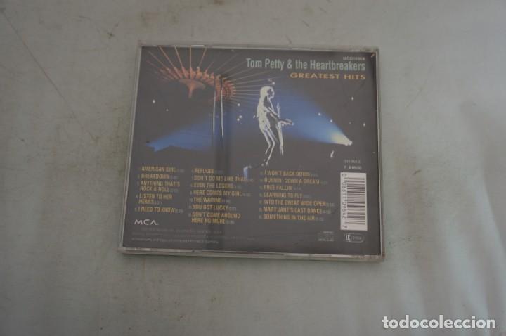 CDs de m&uacute;sica: CD - TOM PETTY & THE HEARTBREAKERS - GREATEST HITS - Foto 3
