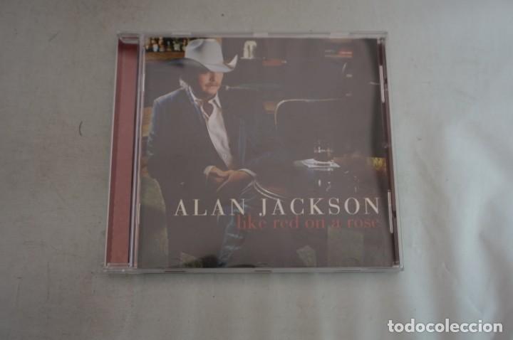 CDs de m&uacute;sica: CD - ALAN JACKSON - LIKE RED ON A ROSE - Foto 1