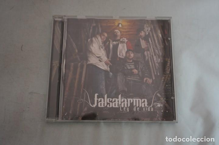 CDs de m&uacute;sica: CD - FALSALARMA - LEY DE VIDA - Foto 1