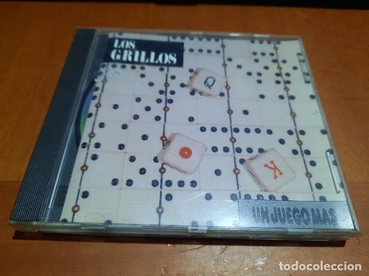 CD di Musica: LOS GRILLOS. UN JUEGO M&Aacute;S. CD EN BUEN ESTADO CON 12 TEMAS.