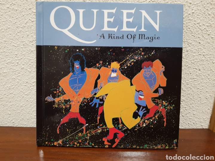 CDs de m&uacute;sica: CD + LIBRO QUEEN A KING OF MAGIC - Foto 1