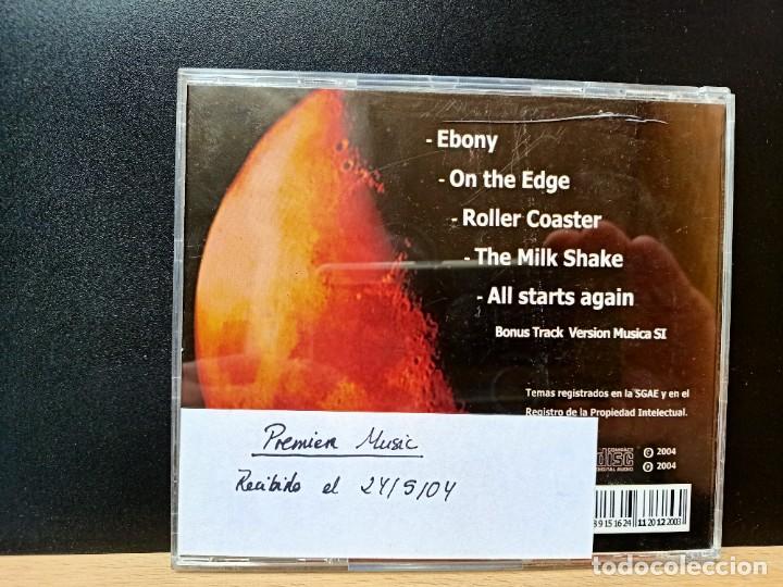 CDs de m&uacute;sica: THE MARTIANS STANDING UP 2004 - Foto 4