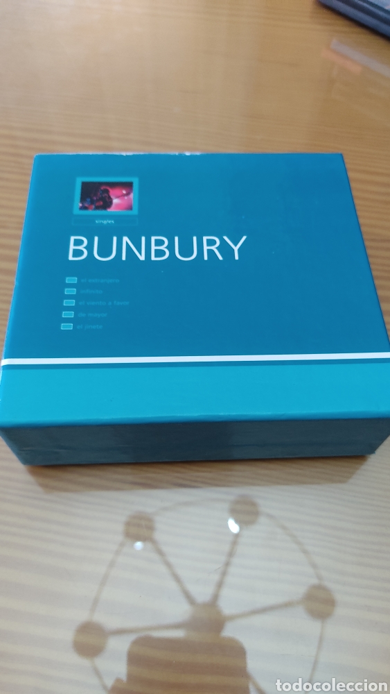 CDs de m&uacute;sica: BOX BUNBURY PEQUE&Ntilde;O &rdquo;SINGLES&rdquo; - Foto 1