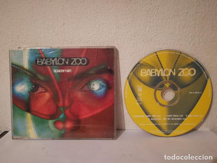 CDs de m&uacute;sica: CD ORIGINAL - BABYLON ZOO - HOUSE - SPACEMAN - Foto 1