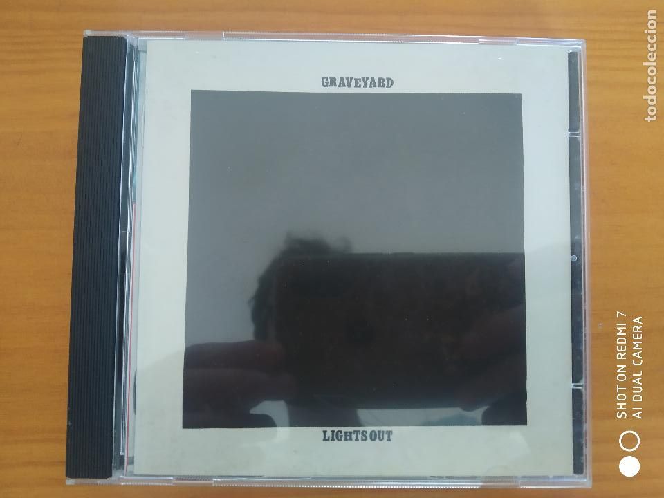 CDs de m&uacute;sica: CD GRAVEYARD - LIGHTS OUT (EV) - Foto 1