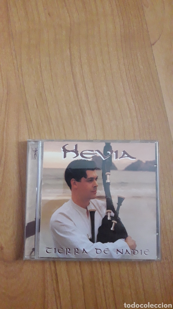 CDs de m&uacute;sica: HEVIA. TIERRA DE NADIE - Foto 1