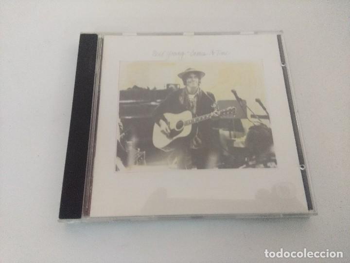 CDs de m&uacute;sica: CD/NEIL YOUNG/COMES A TIME. - Foto 1