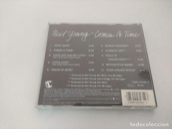 CDs de m&uacute;sica: CD/NEIL YOUNG/COMES A TIME. - Foto 2