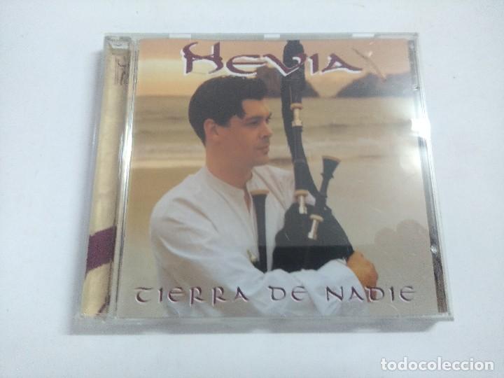 CDs de m&uacute;sica: CD/HEVIA/TIERRA DE NADIE. - Foto 1