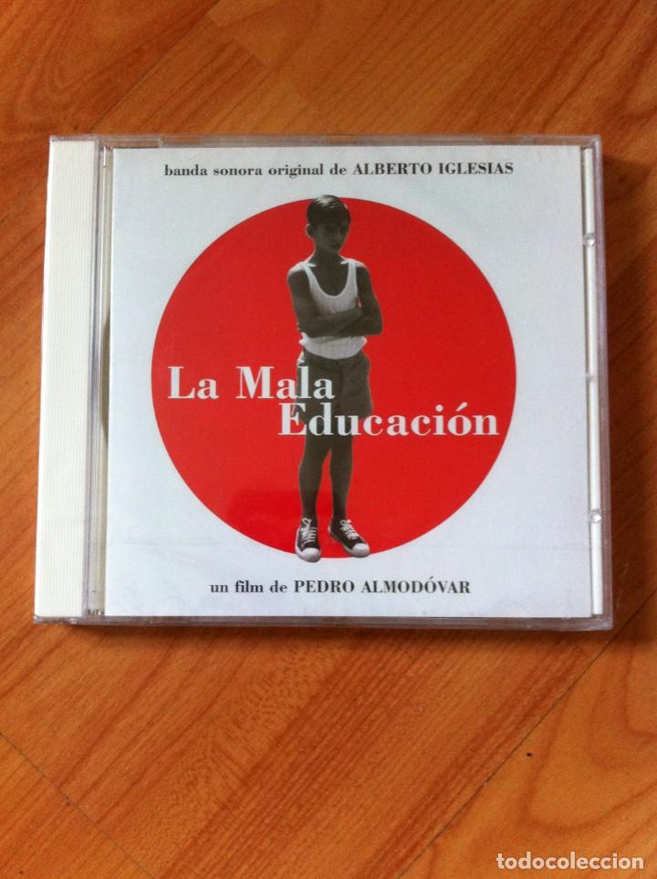 LA MALA EDUCACION BSO. NUEVO-PRECINTADO. ALBERTO IGLESIAS. SARA MONTIEL. (Música - CD's Bandas Sonoras)