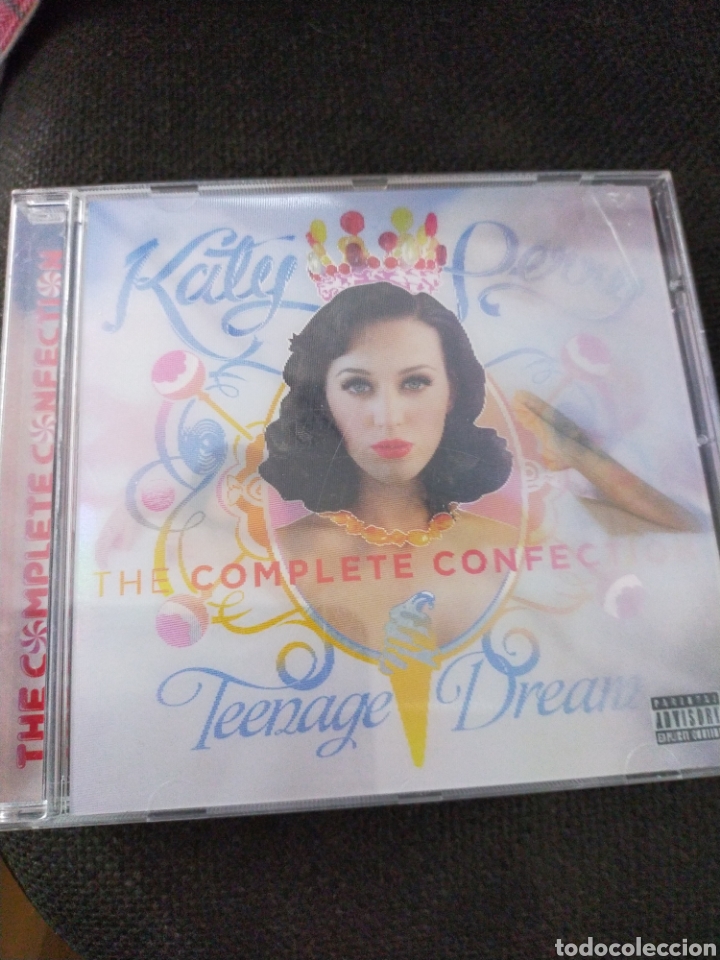CDs de m&uacute;sica: KATY PERRY THE COMPLETE CONFECTION TEENAGE DREAM CD