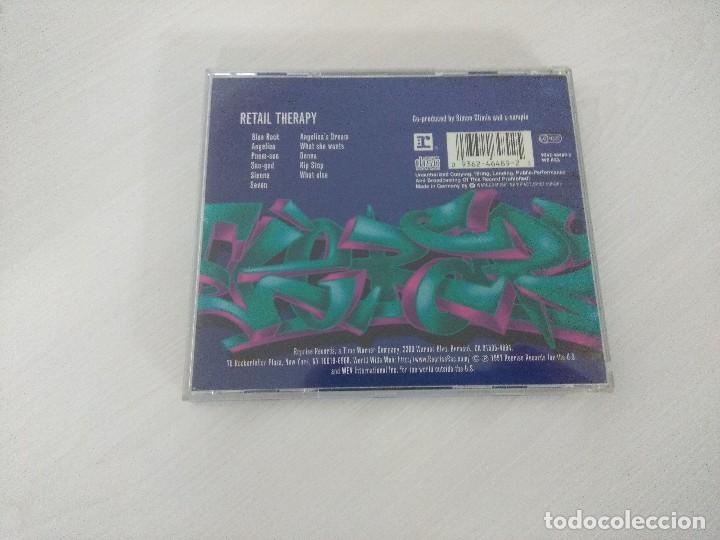 CDs de m&uacute;sica: CD/T.D.F. RETAIL THERAPY. - Foto 2