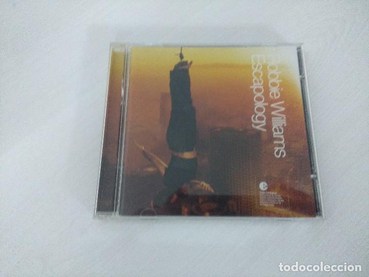 CDs de m&uacute;sica: CD/ROBBIE WILLIAMS/ESCAPOLOGY. - Foto 1