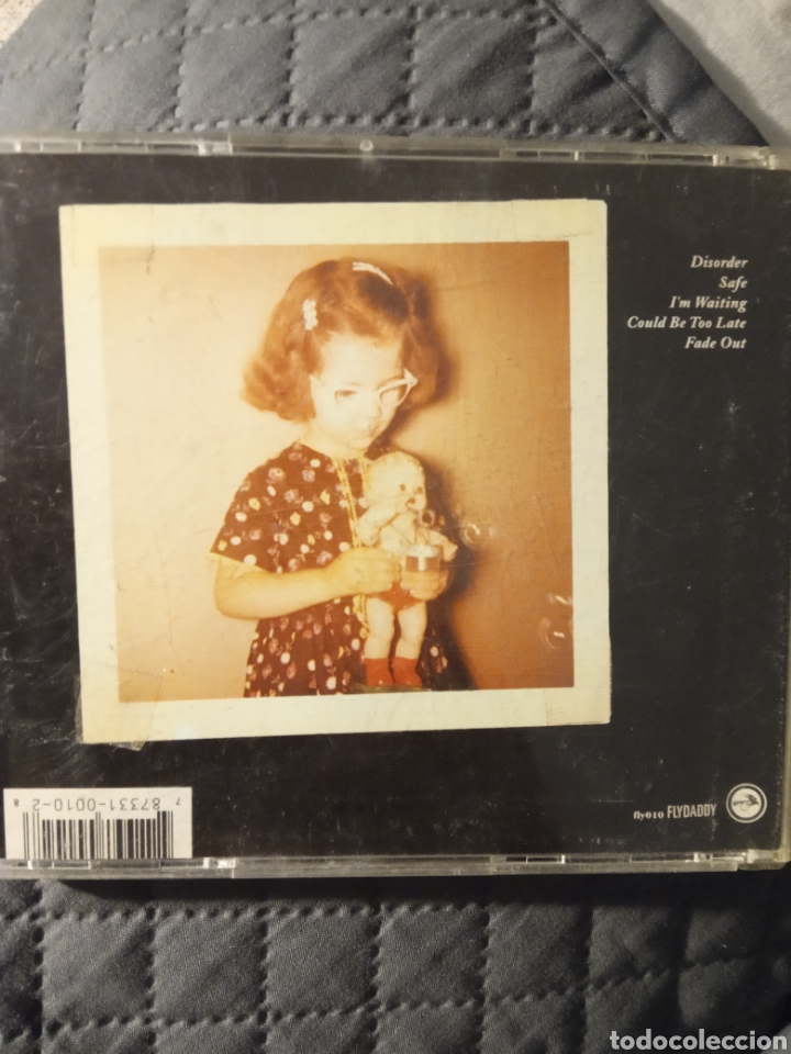 CDs de m&uacute;sica: Cd WE ALL FALL DOWN &rdquo;FAIRY TALES&rdquo; - Foto 2