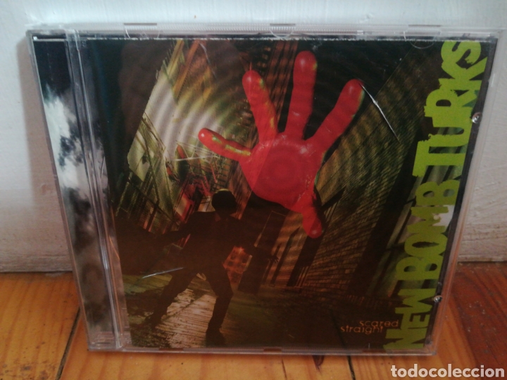 CDs de m&uacute;sica: NEW BOMB TURKS - scared Straight - Foto 1